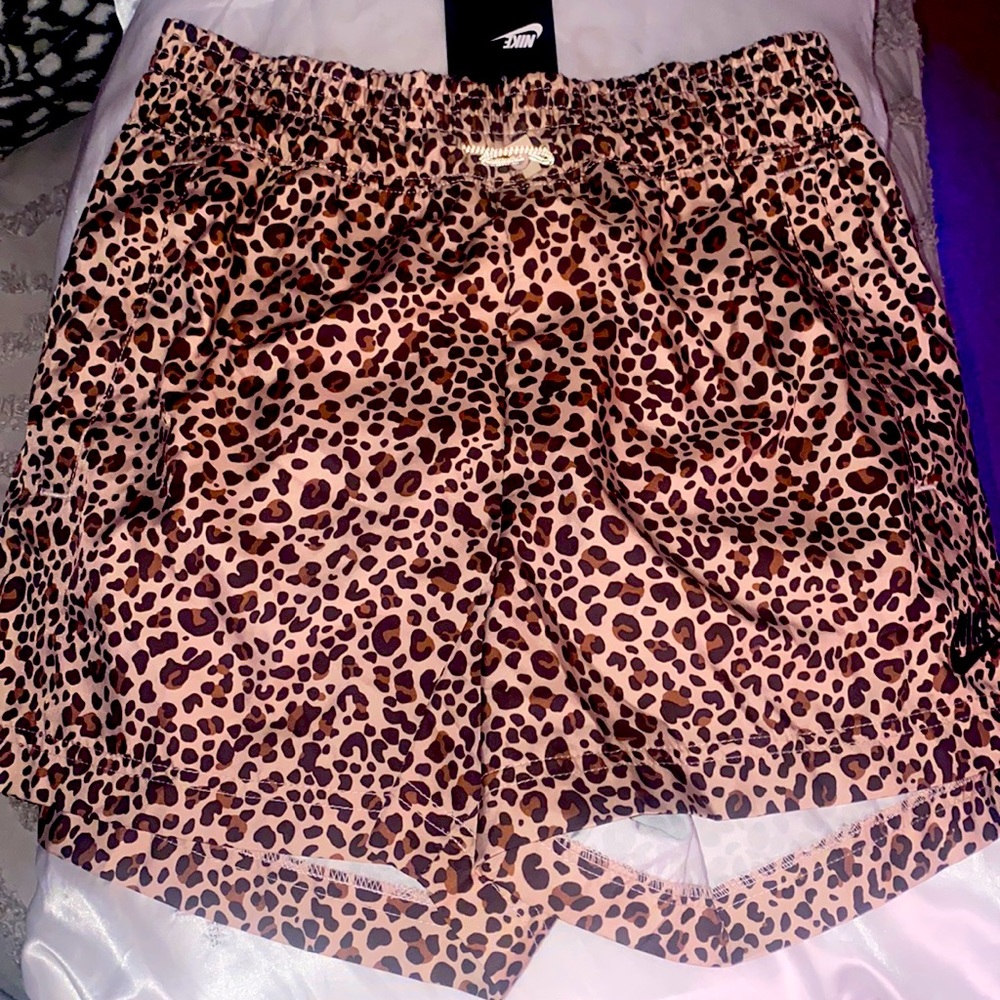 Nike standard fit jog shorts